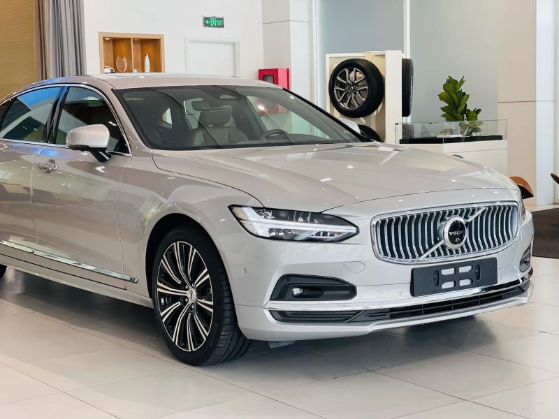 Volvo S90 Ultra - Chiếc Sedan đẳng cấp và an toàn